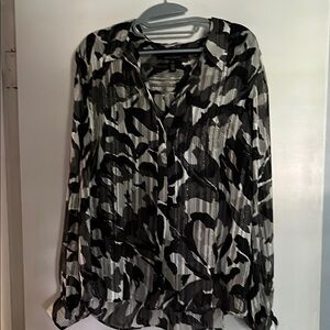 White House Black Market Graphic Mandarin Collar Blouse